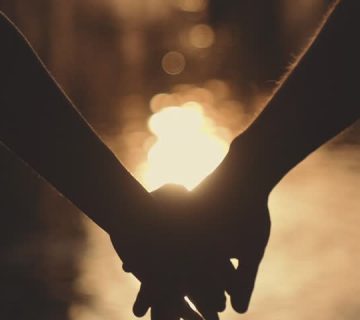 اگر همسرم مرا دوست دارد باید